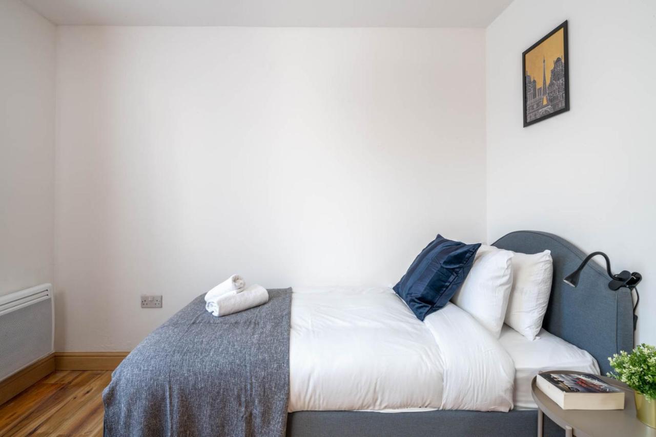 2 Bedroom Flat Near London Excel Extérieur photo